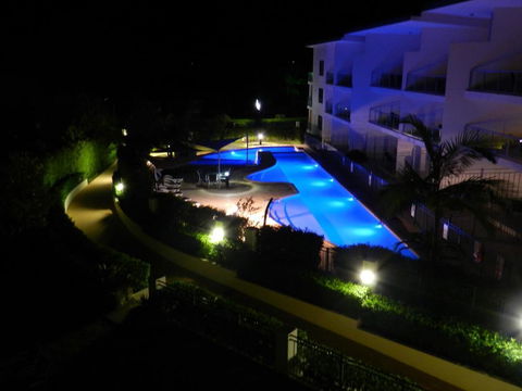 Boathouse Resort (Water Front) - Perths Hotel 12