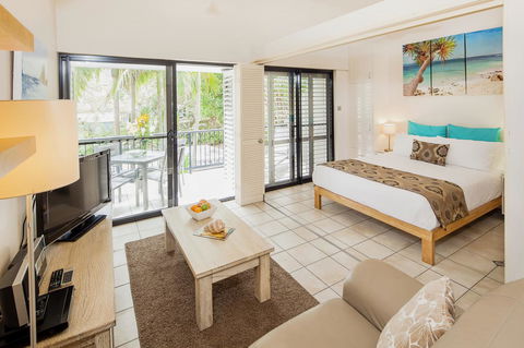 Julians Apartments - Perths Hotel 12