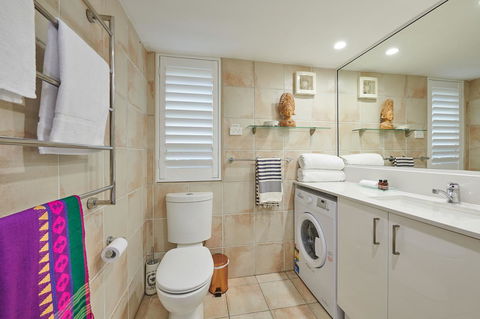 Julians Apartments - Perths Hotel 9