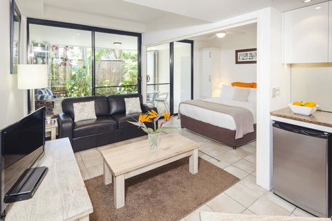 Julians Apartments - Perths Hotel 35