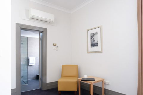 Royal Exhibition Hotel - Perths Hotel 21
