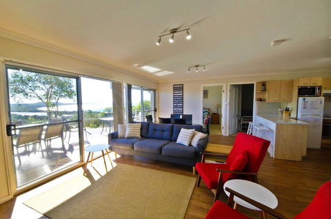 Coastwatch, 26 Comara Terrace - Perths Hotel 4