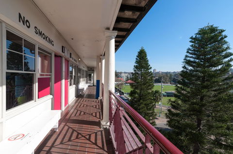 Mad Monkey Hostel Coogee Beach - Perths Hotel 35