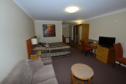 Winning Post Motor Inn - Perths Hotel 21