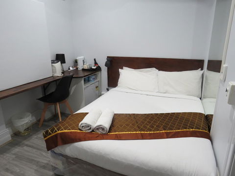 Newtown Cozy Stays - Perths Hotel 26