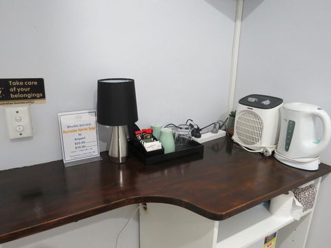 Newtown Cozy Stays - Perths Hotel 2