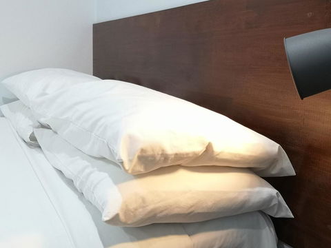 Newtown Cozy Stays - Perths Hotel 30