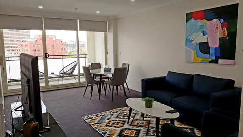 Liv Apartments Haymarket - Perths Hotel 2