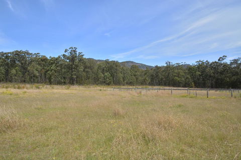 JE Guesthouse, Central To All The Hunter Valley Has To Offer - Perths Hotel 42