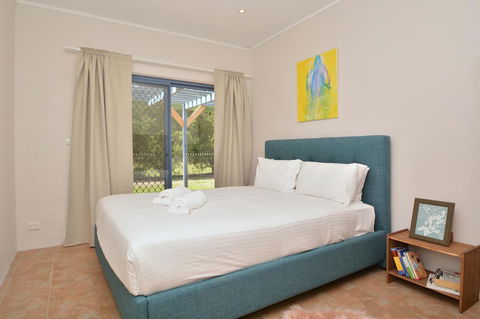 JE Guesthouse, Central To All The Hunter Valley Has To Offer - Perths Hotel 31