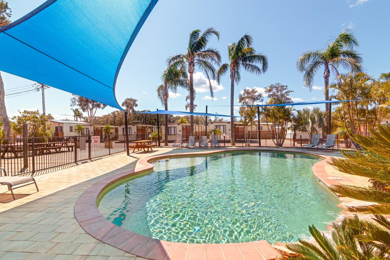 Anna Bay NSW Perths Hotel