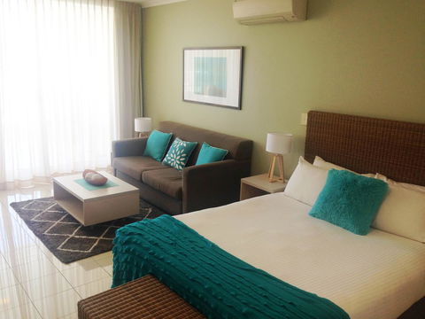 BASE Holidays - Ettalong Beach Premium Apartments - Perths Hotel 34