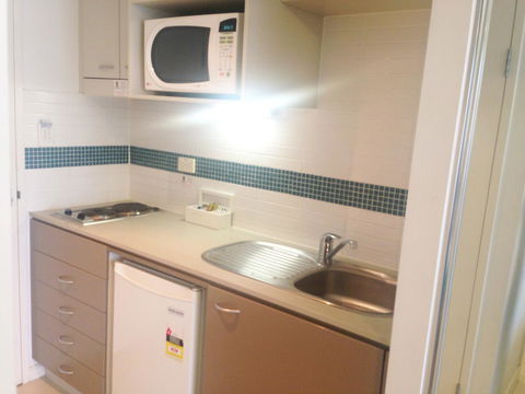 BASE Holidays - Ettalong Beach Premium Apartments - Perths Hotel 23