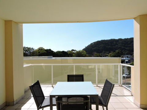 BASE Holidays - Ettalong Beach Premium Apartments - Perths Hotel 12
