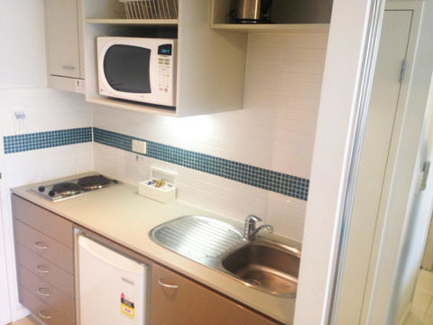 BASE Holidays - Ettalong Beach Premium Apartments - Perths Hotel 25