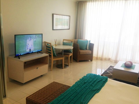 BASE Holidays - Ettalong Beach Premium Apartments - Perths Hotel 33