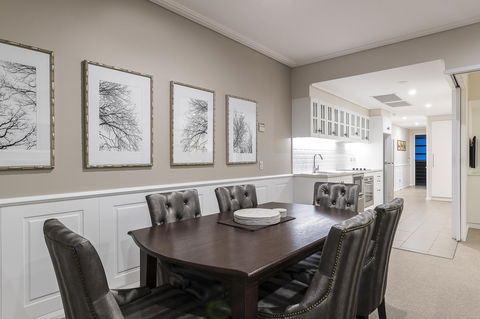 The Sebel Bowral Heritage Park - Perths Hotel 15