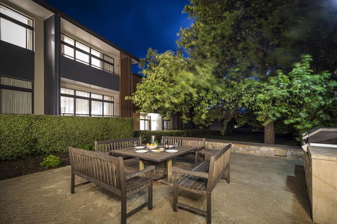 The Sebel Bowral Heritage Park - Perths Hotel 2