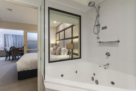 The Sebel Bowral Heritage Park - Perths Hotel 17