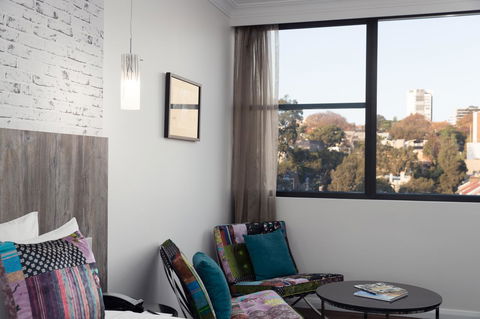 Rydges Sydney Central - Perths Hotel 12