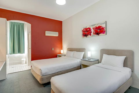 Prince Of Wales Hotel - Perths Hotel 41