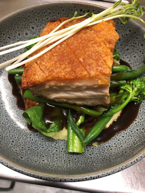 Prince Of Wales Hotel - Perths Hotel 24