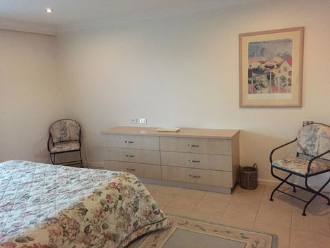 Cooma Motor Lodge Motel - Perths Hotel 21