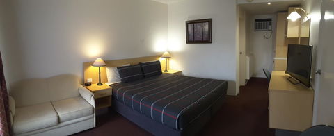 Cooma Motor Lodge Motel - Perths Hotel 7