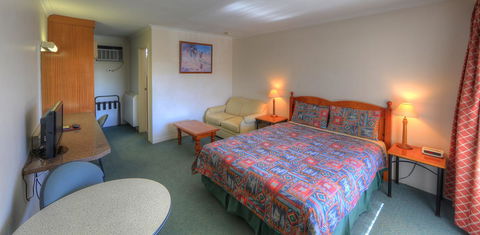Cooma Motor Lodge Motel - Perths Hotel 2