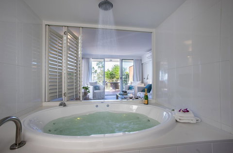 Bannisters By The Sea Mollymook - Perths Hotel 18