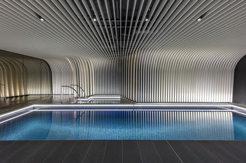 SKYE Suites Sydney - Perths Hotel 6