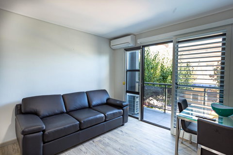 Hamilton On Beaumont - Perths Hotel 43