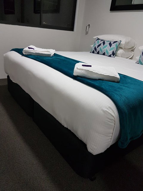 Hamilton On Beaumont - Perths Hotel 17