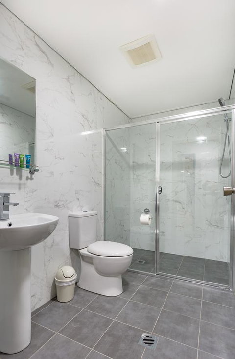 Hamilton On Beaumont - Perths Hotel 4