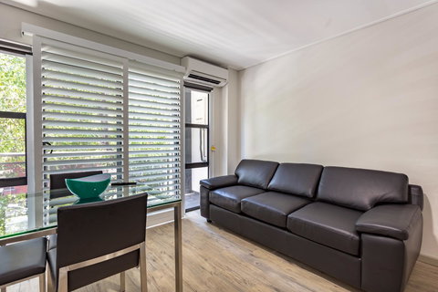 Hamilton On Beaumont - Perths Hotel 28