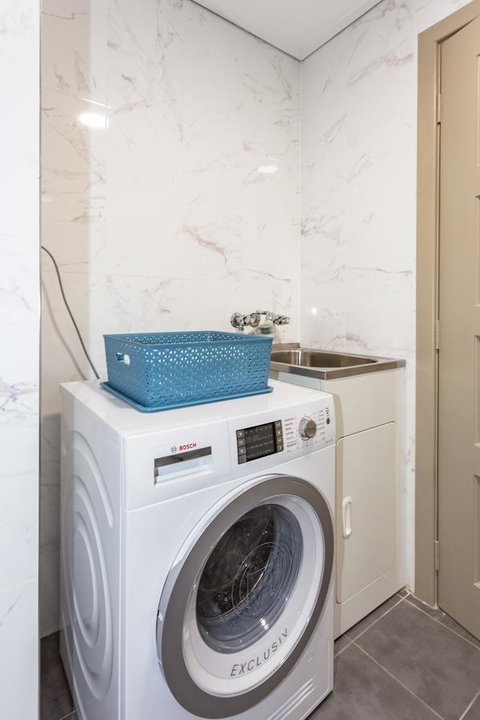 Hamilton On Beaumont - Perths Hotel 35