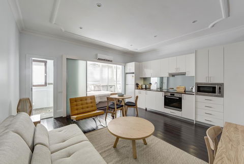 Regents Court Sydney - Perths Hotel 14