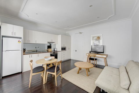 Regents Court Sydney - Perths Hotel 9