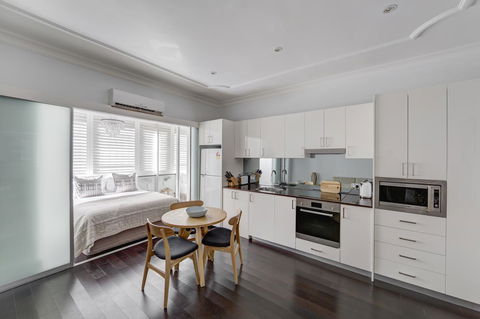 Regents Court Sydney - Perths Hotel 13