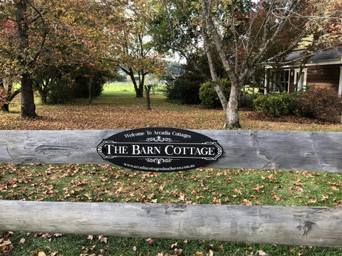 Arcadia - The Barn Cottage & Rosehill Cottage - Perths Hotel 0