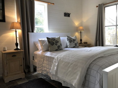 Arcadia - The Barn Cottage & Rosehill Cottage - Perths Hotel 3