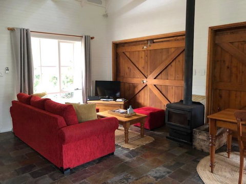 Arcadia - The Barn Cottage & Rosehill Cottage - Perths Hotel 10