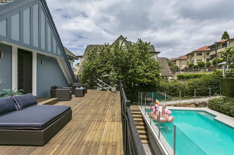 Summery, Spacious 4 Bed Home In Kurraba Point - Perths Hotel 3