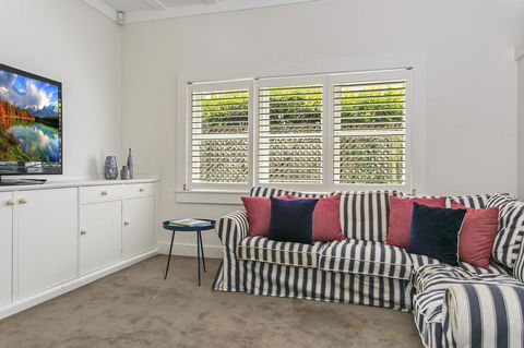 Summery, Spacious 4 Bed Home In Kurraba Point - Perths Hotel 12