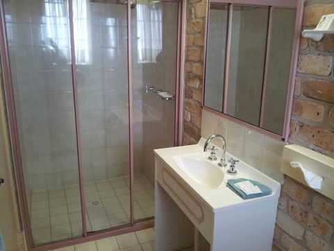 Mollymook Surfbeach Motel & Apartments - Perths Hotel 3