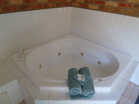 Mollymook Surfbeach Motel & Apartments - Perths Hotel 30