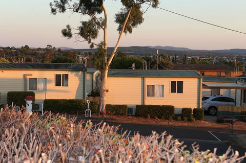 Crestview Tourist Park - Perths Hotel 26