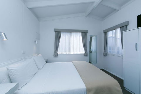 Crestview Tourist Park - Perths Hotel 19