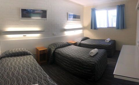 Coastal Bay Motel - Perths Hotel 21