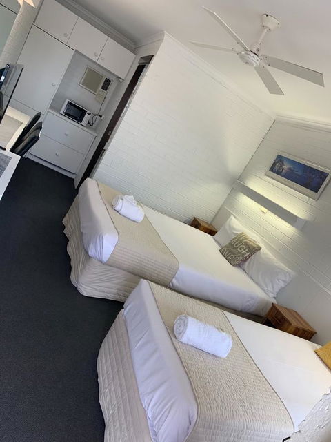 Coastal Bay Motel - Perths Hotel 34